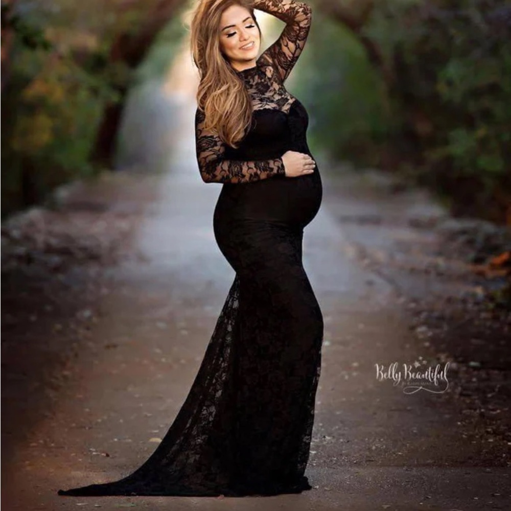 Sew trendy Selena maternity two gown set
